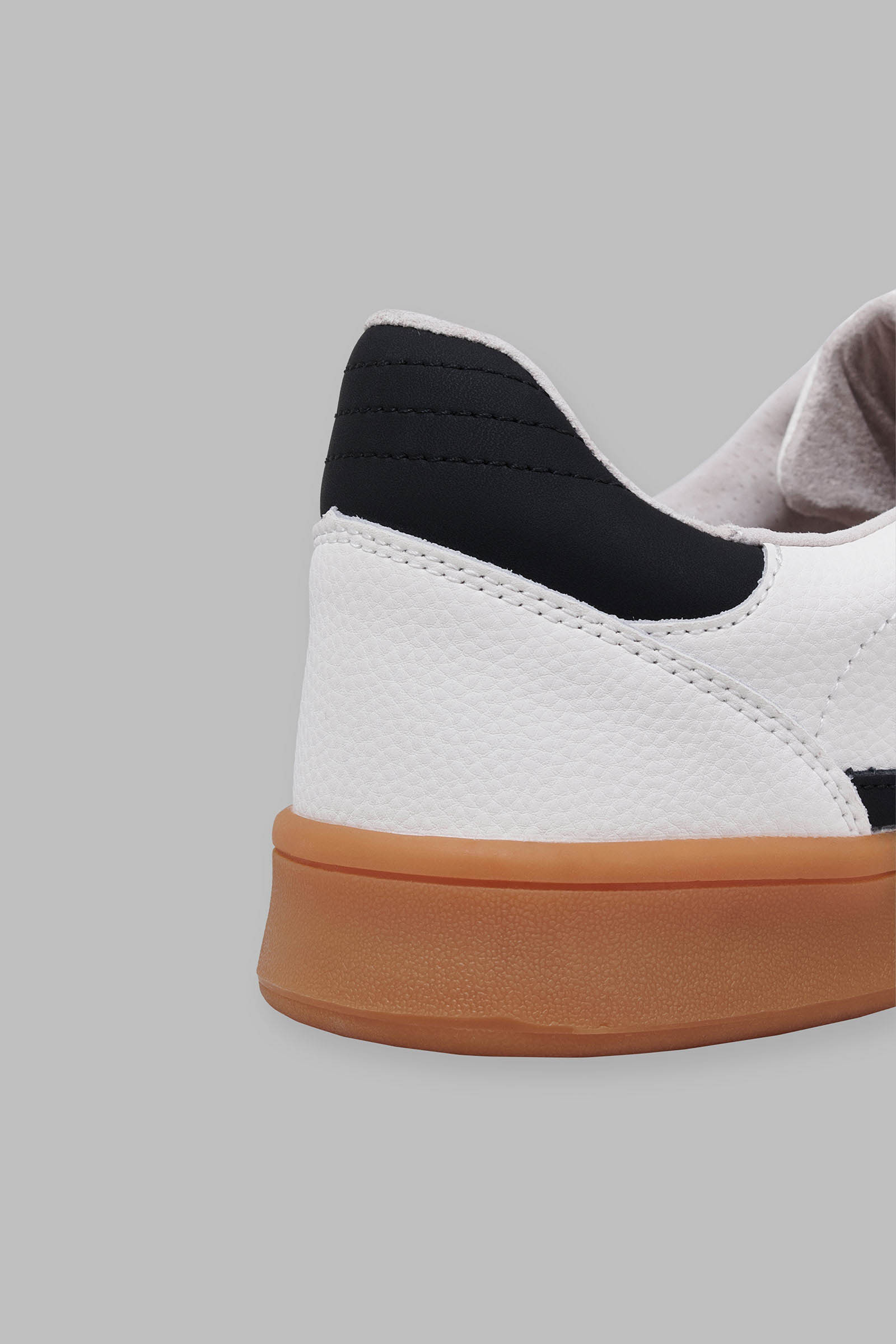 Кеды из натуральной кожи и замши