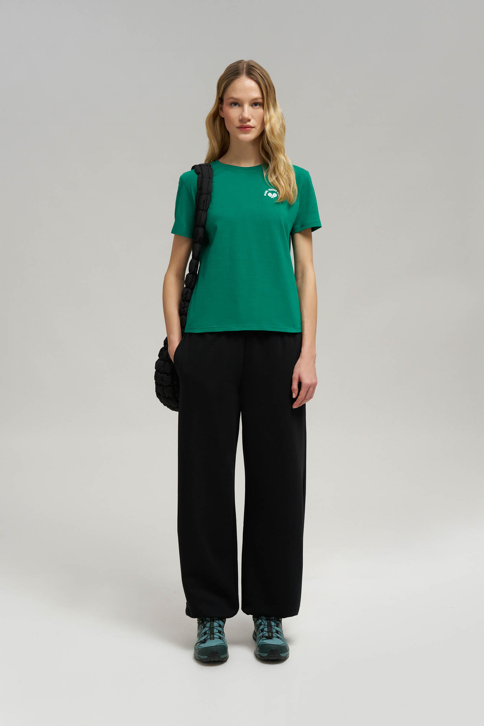 Футболка Finn Flare женская, зеленый, арт. FBG11033