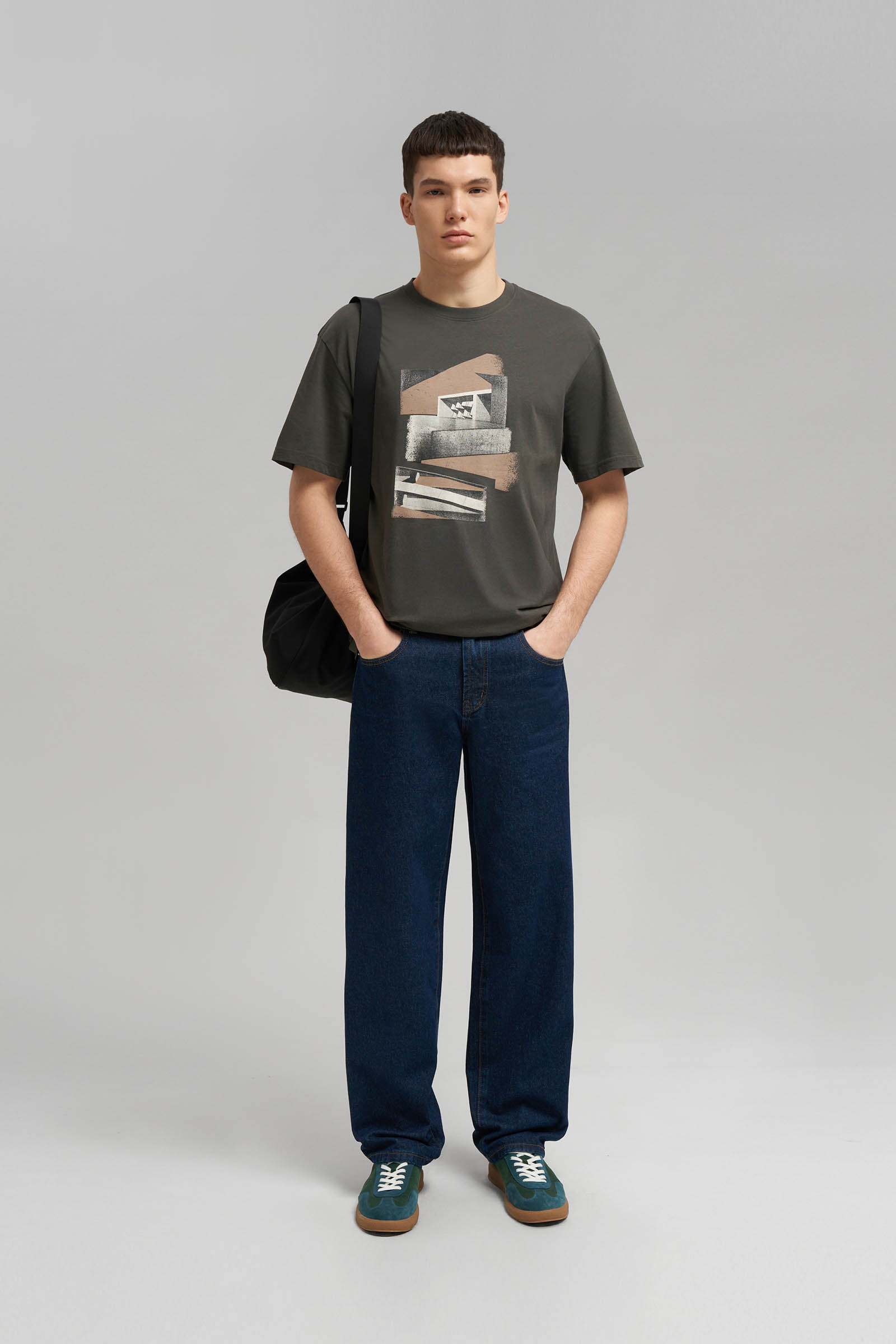 Футболка Finn Flare свободного кроя, 507 beetle, арт. FBG22080