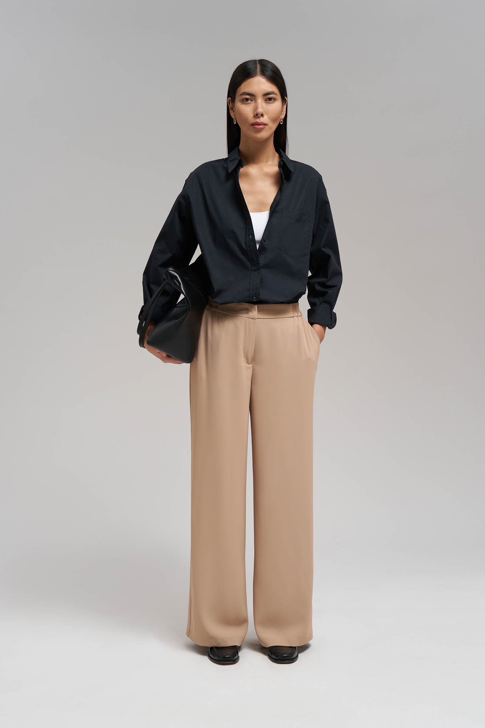 Брюки-палаццо с эластичным поясом 5999₽