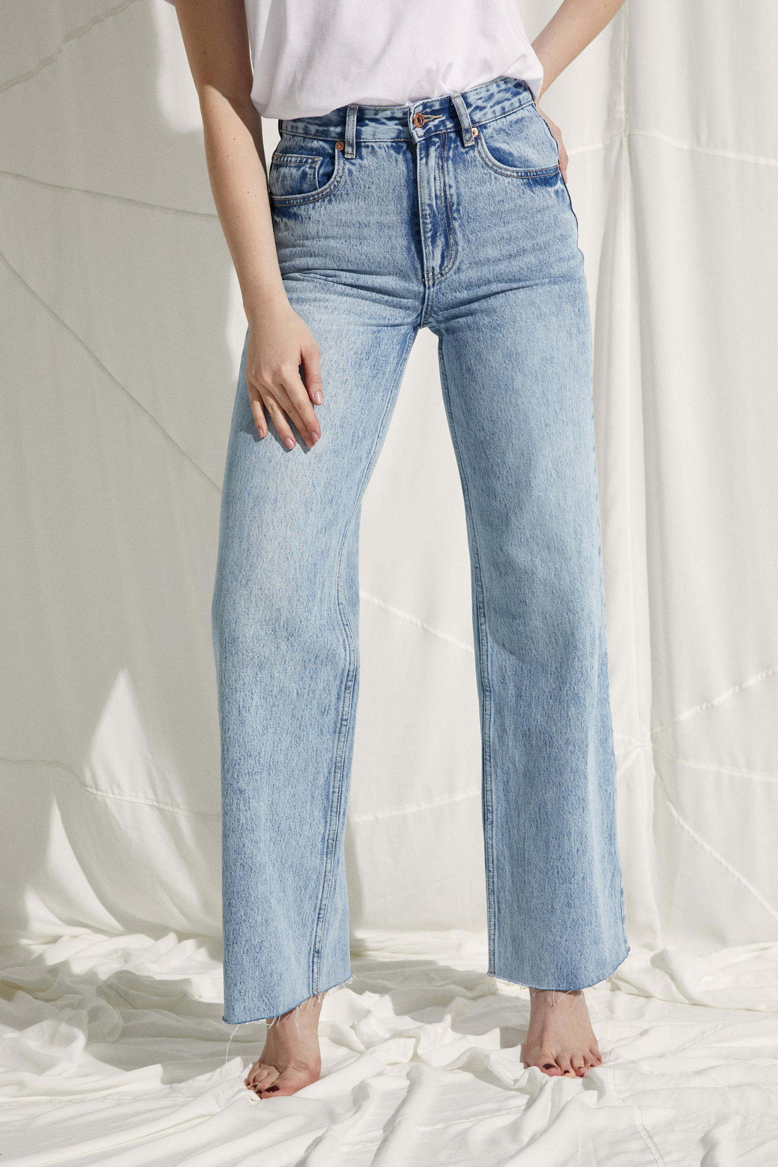 Джинсы wide leg fit женские