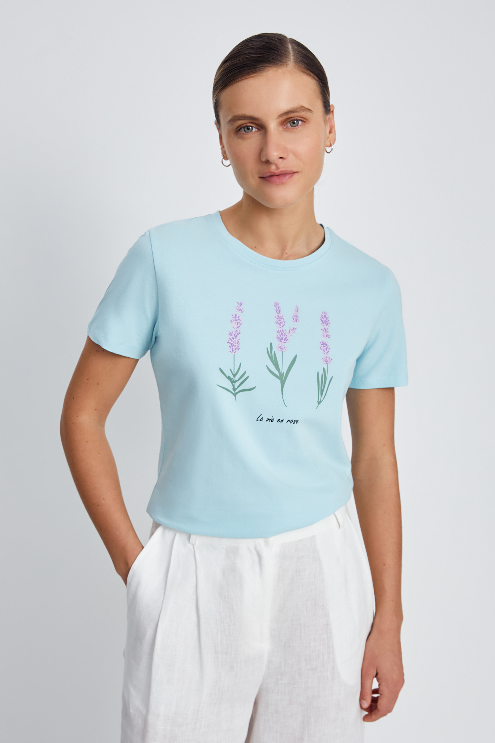 Футболка женская casual стиля