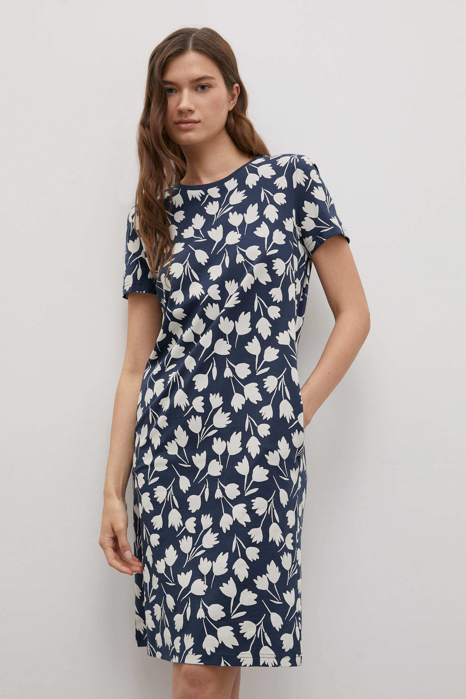 Платье-футболка 990₽