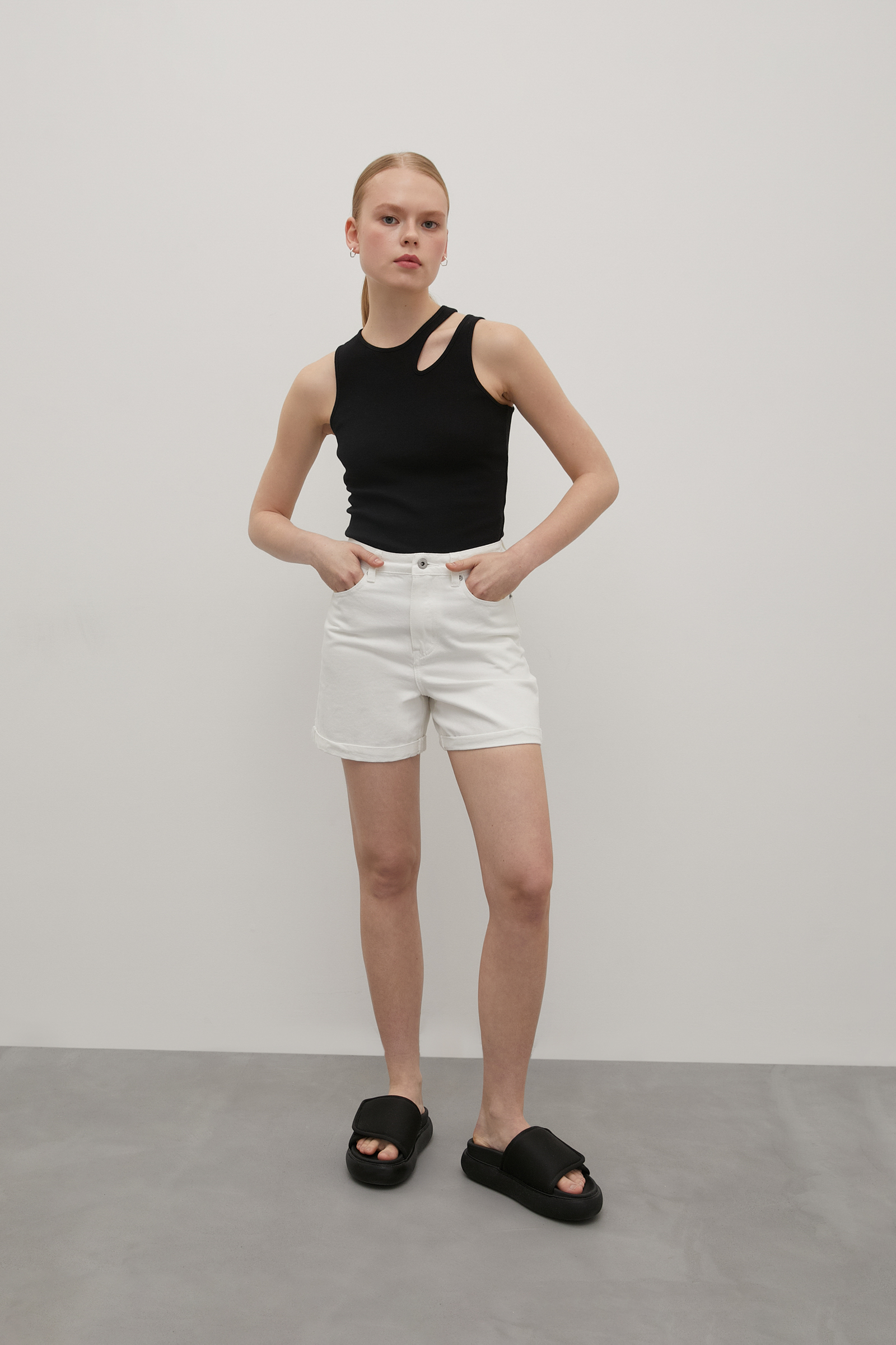 

Базовые джинсовые шорты, 201 white, Базовые джинсовые шорты