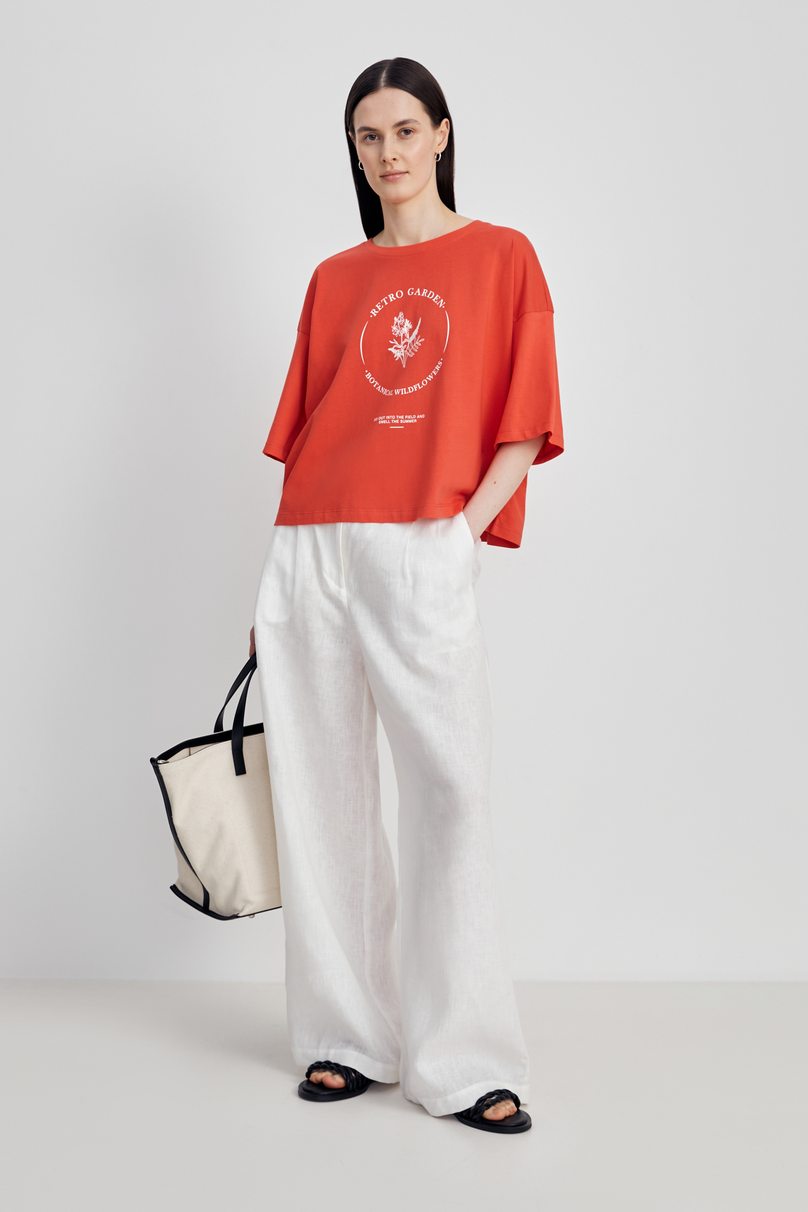 Оверсайз футболка с принтом