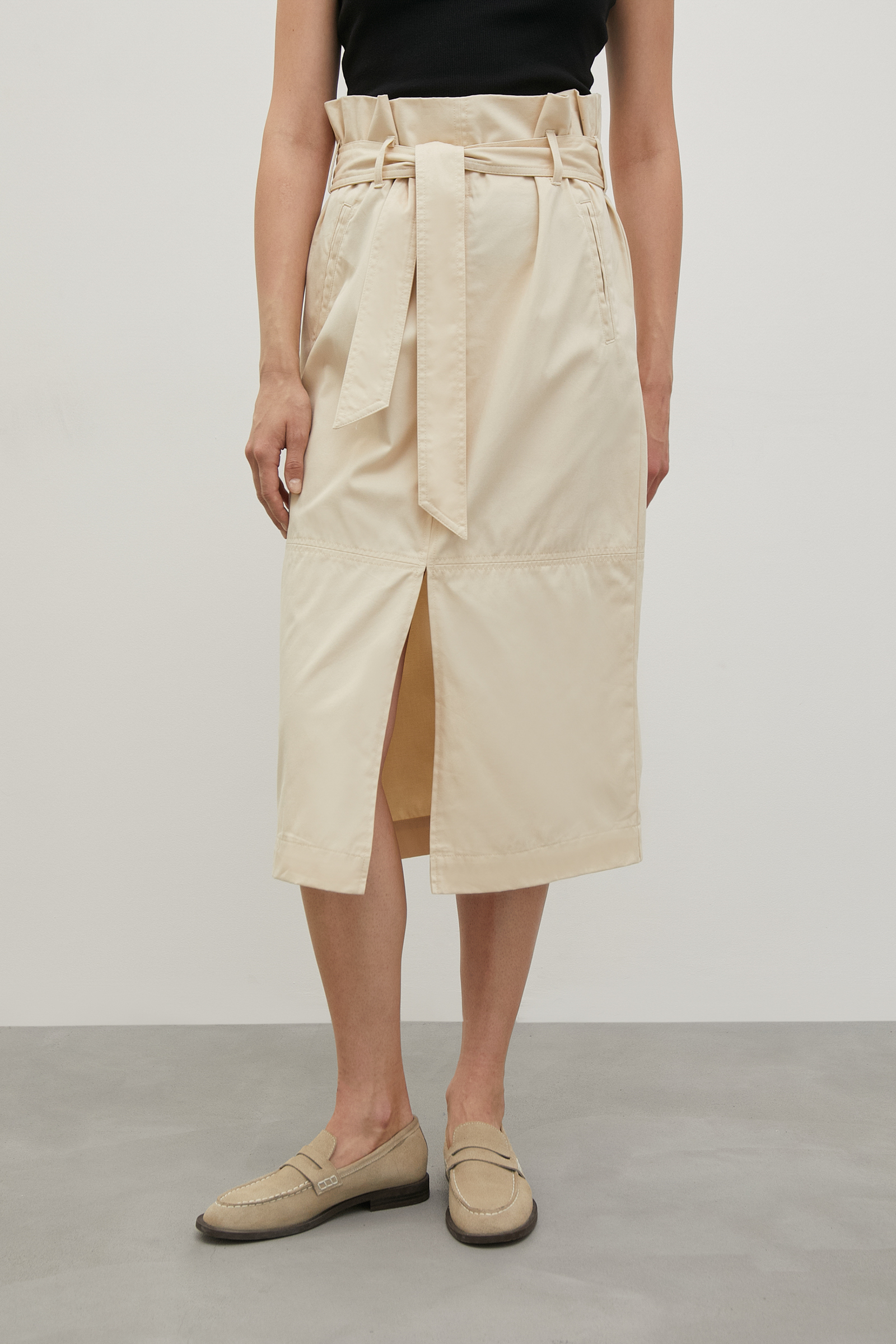 Хлопковая юбка с разрезом