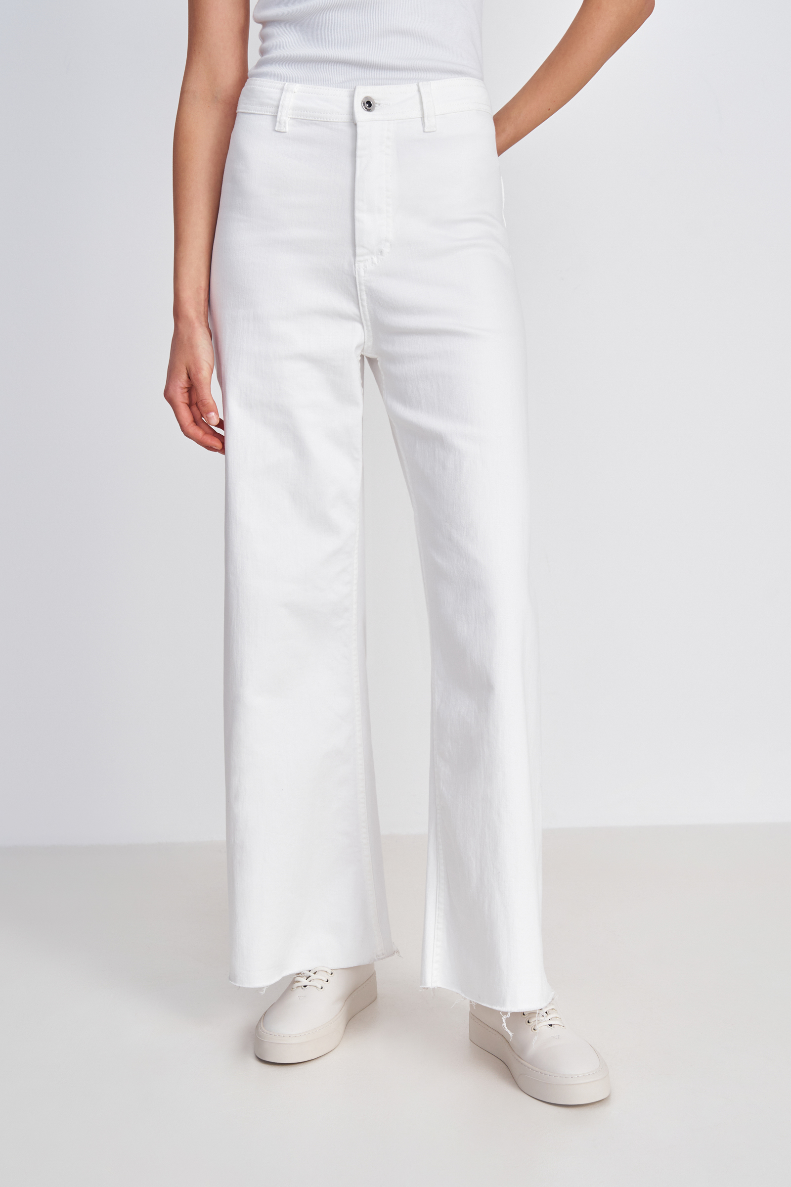 Джинсы wide leg fit женские