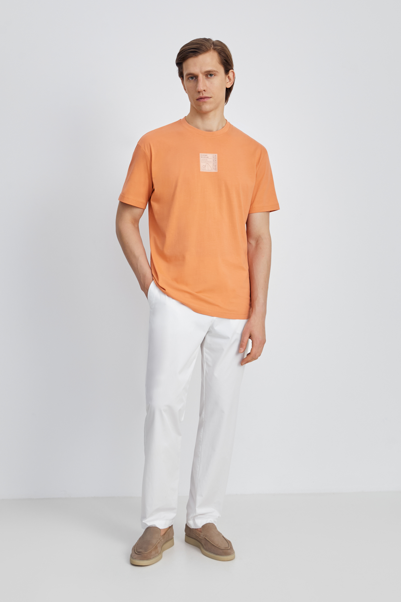 Свободная футболка с принтом