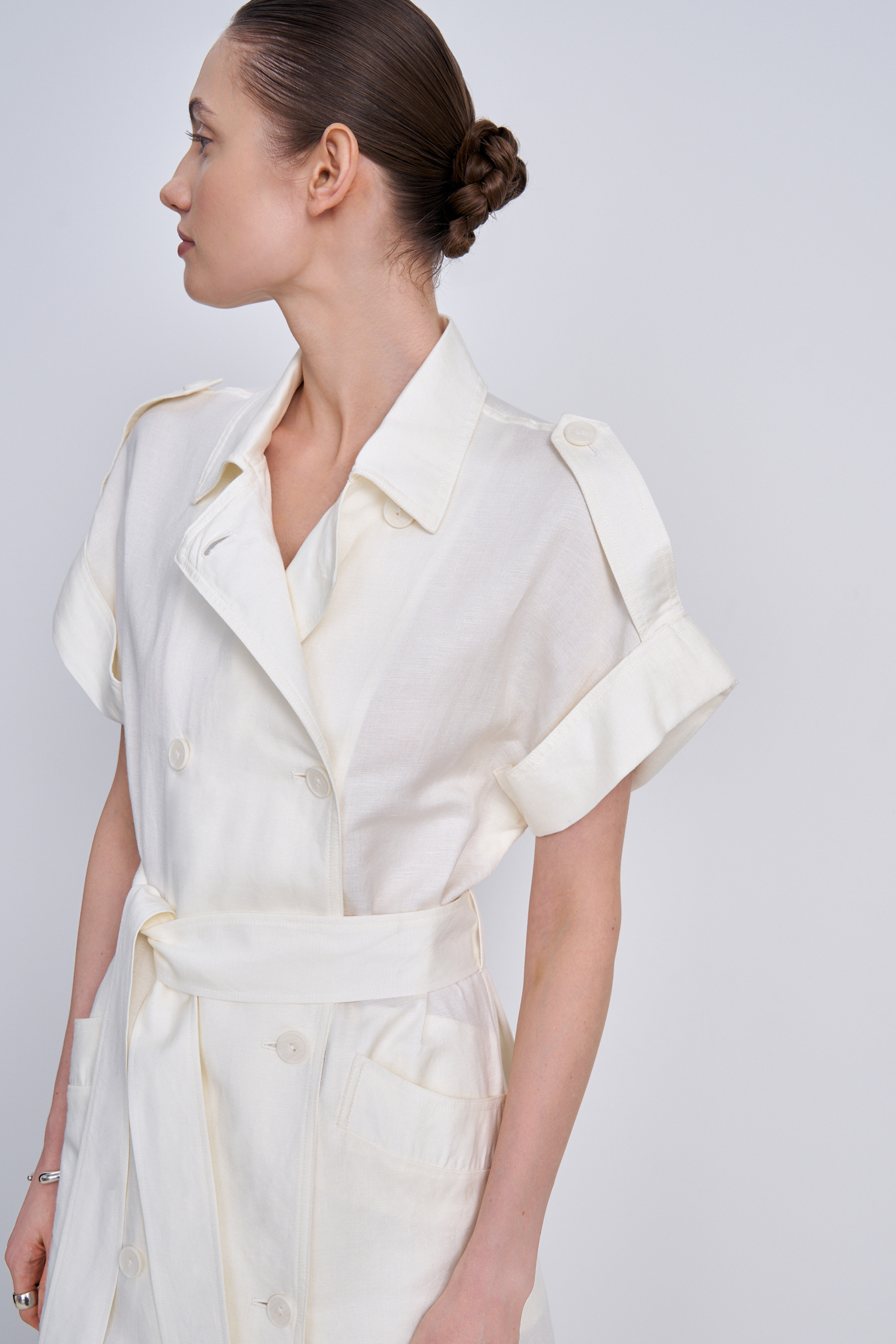 Платье изо льна с поясом