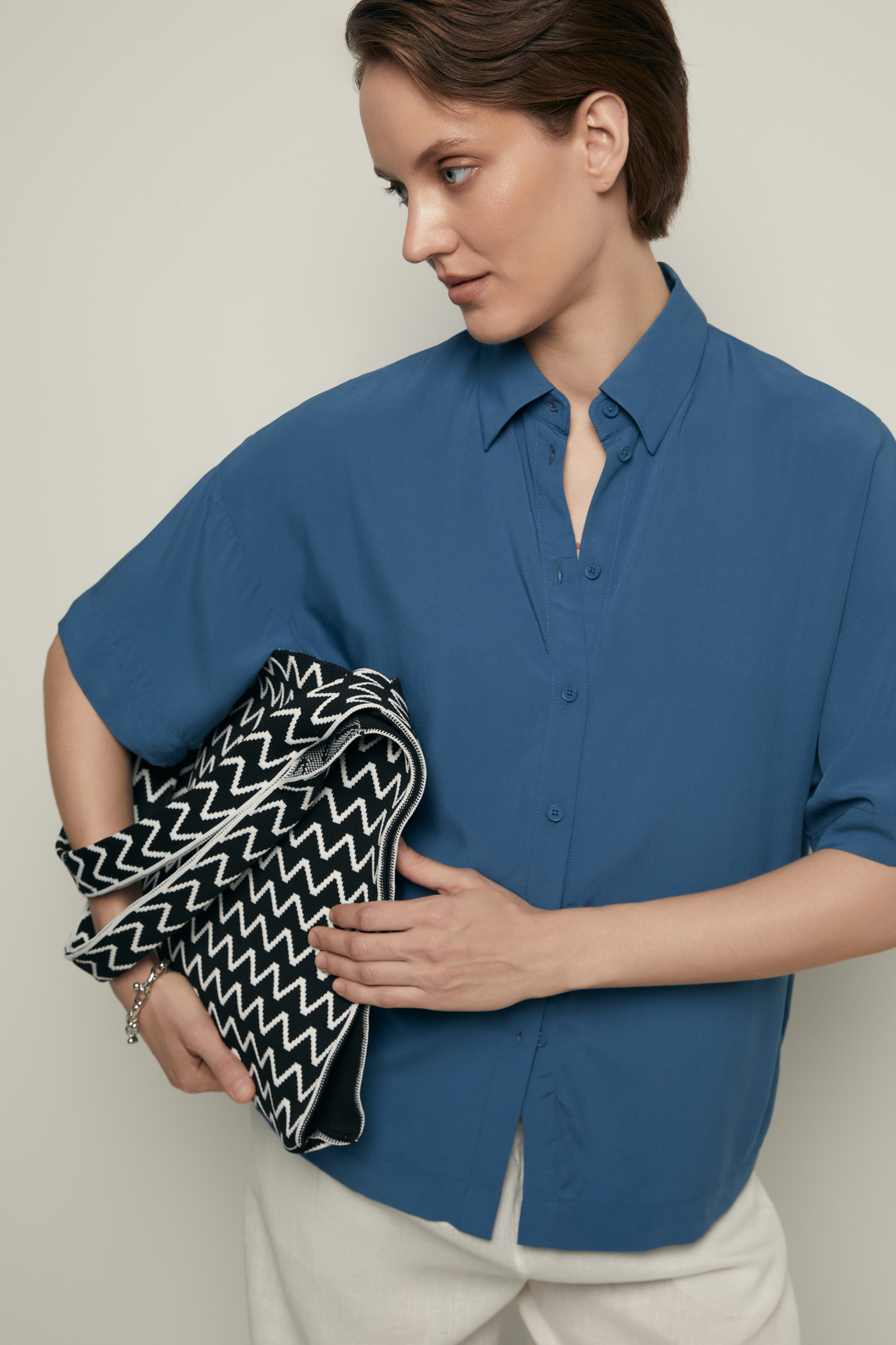 Блузка Finn Flare свободного кроя с коротким рукавом, 110 delta blue, арт. FSF110182