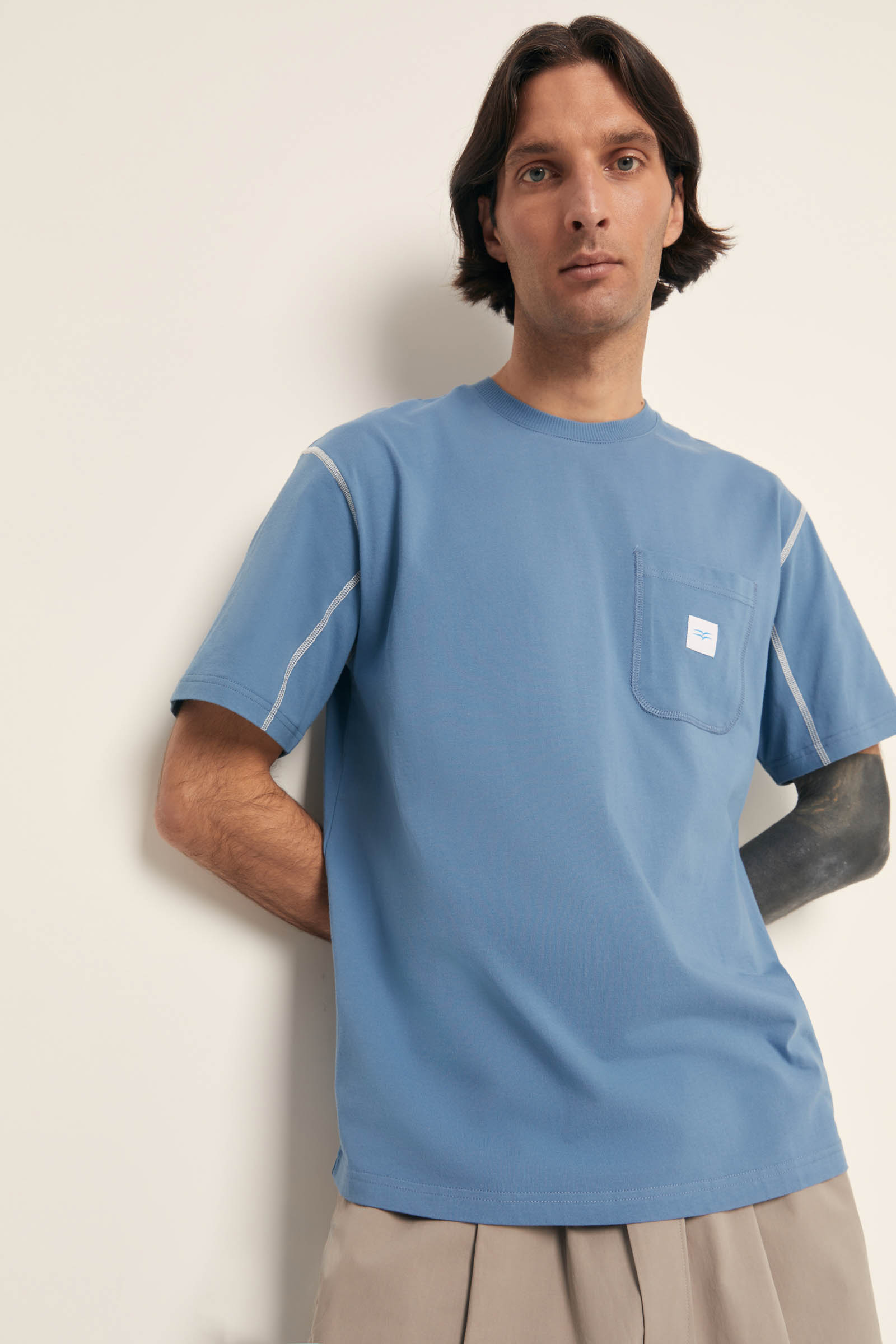 

Футболка свободного силуэта с контрастной отделкой, 201 white, Футболка свободного силуэта с контрастной отделкой