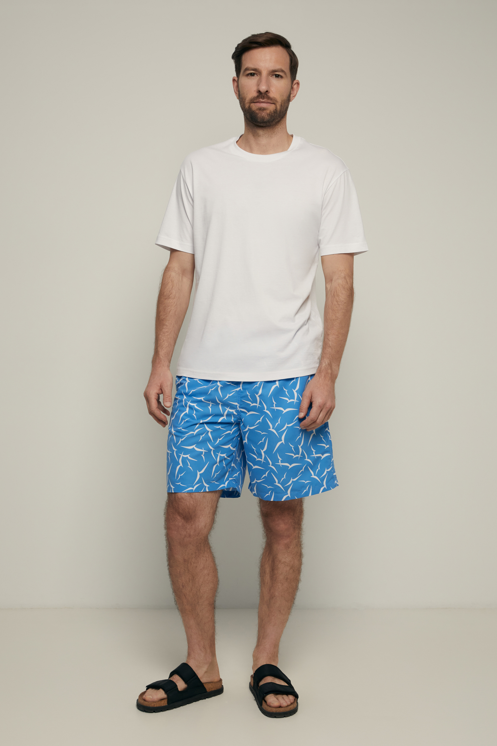 Плавательные шорты на резинке с принтом