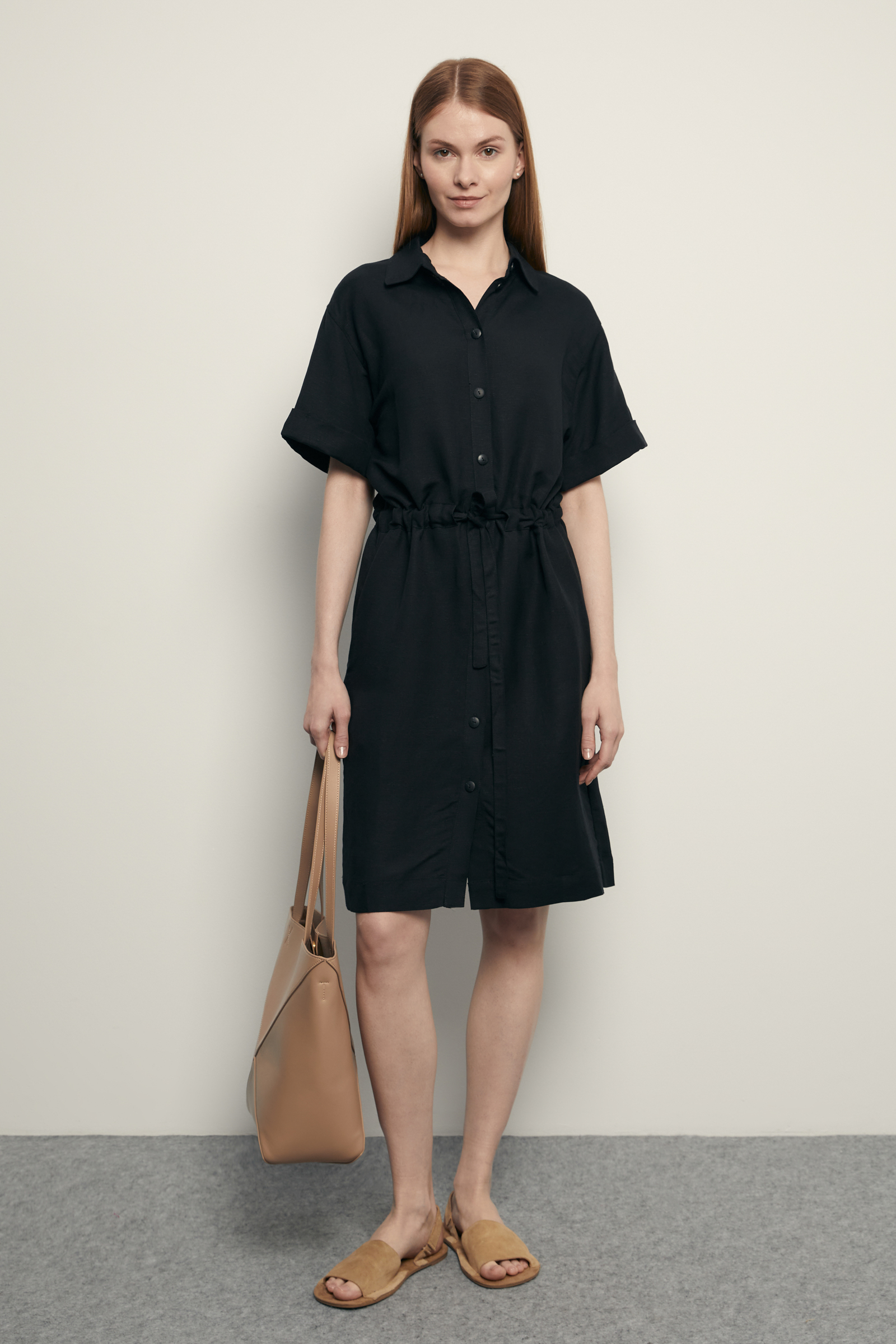 

Платье А-силуэта с поясом на кулиске, 200 black, Платье А-силуэта с поясом на кулиске