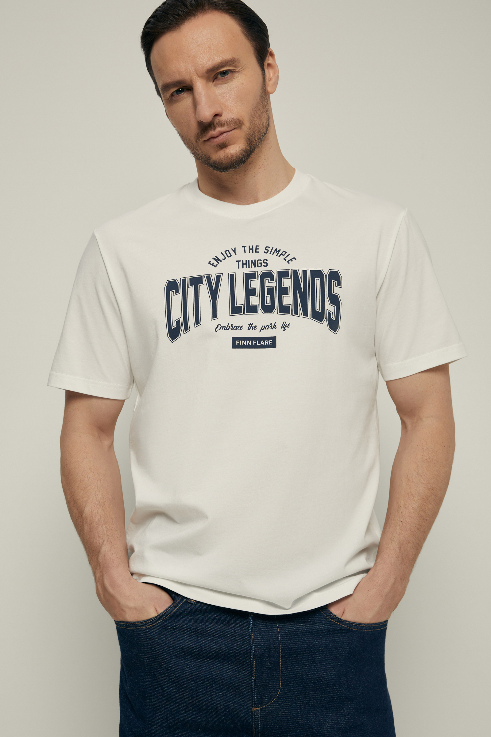 

Футболка прямого силуэта с принтом, 201 white, Футболка прямого силуэта с принтом