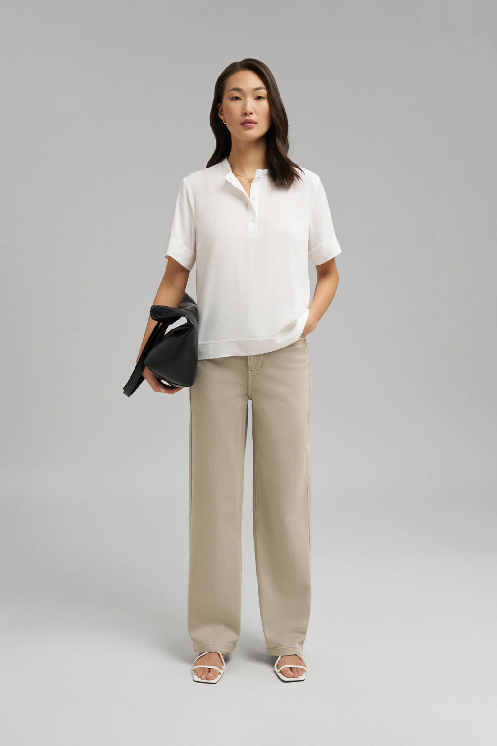 Легкая блузка FINN FLARE на пуговицах, белый, арт. FSG110206