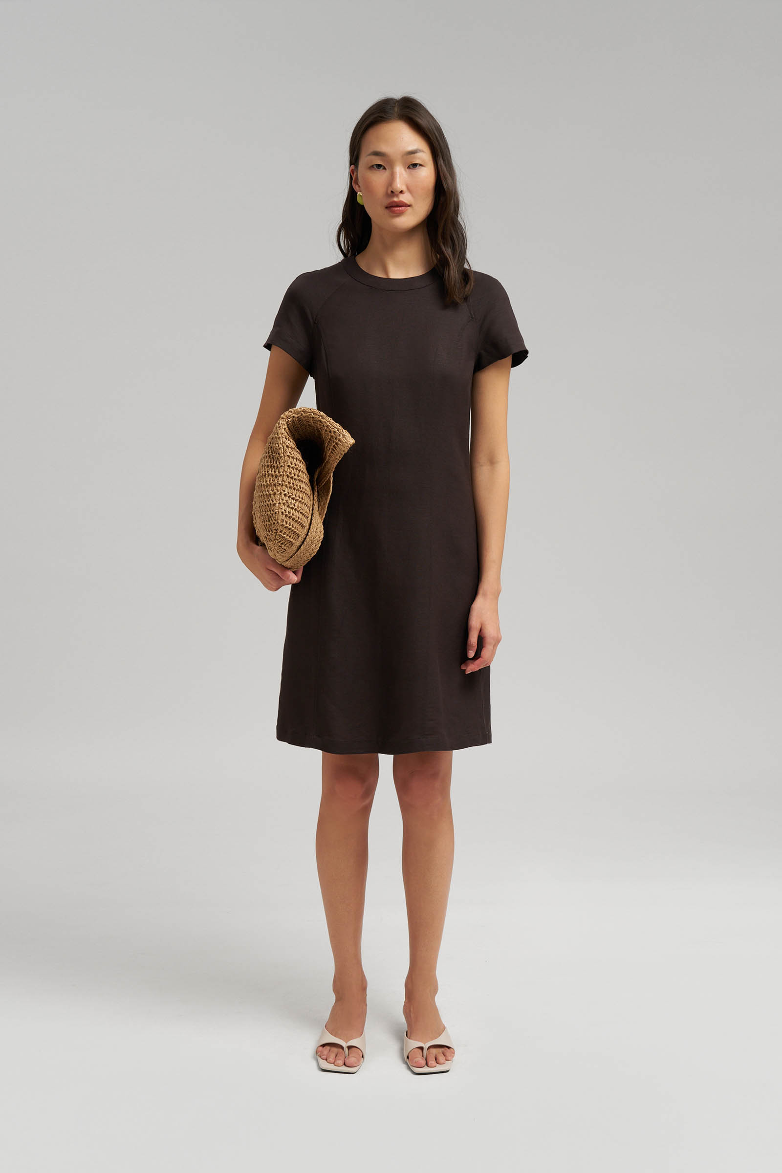 Платье мини Finn Flare изо льна, коричневый, арт. FSG110185