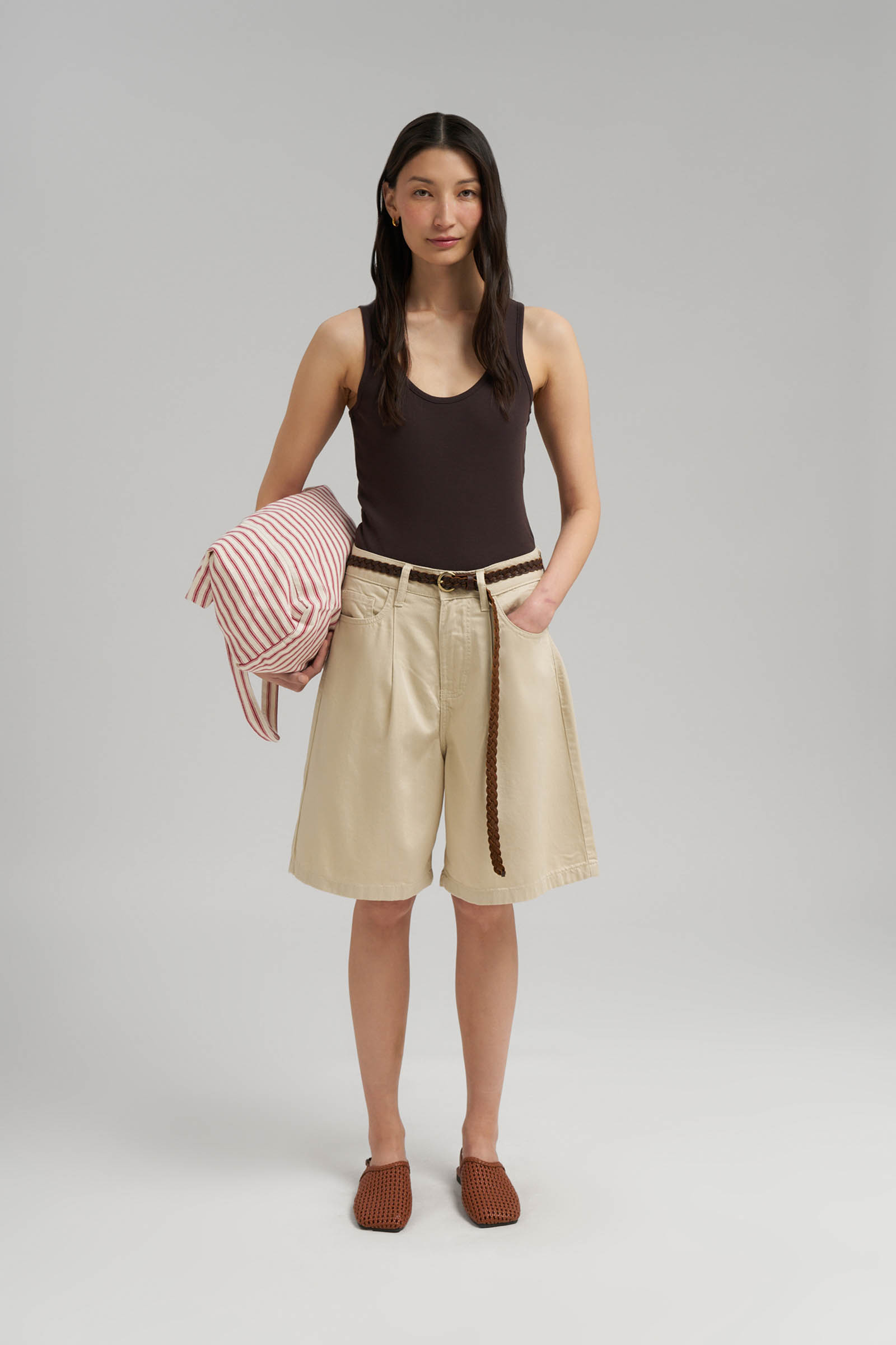 Шорты женские Finn Flare, бежевый, арт. FSG15015