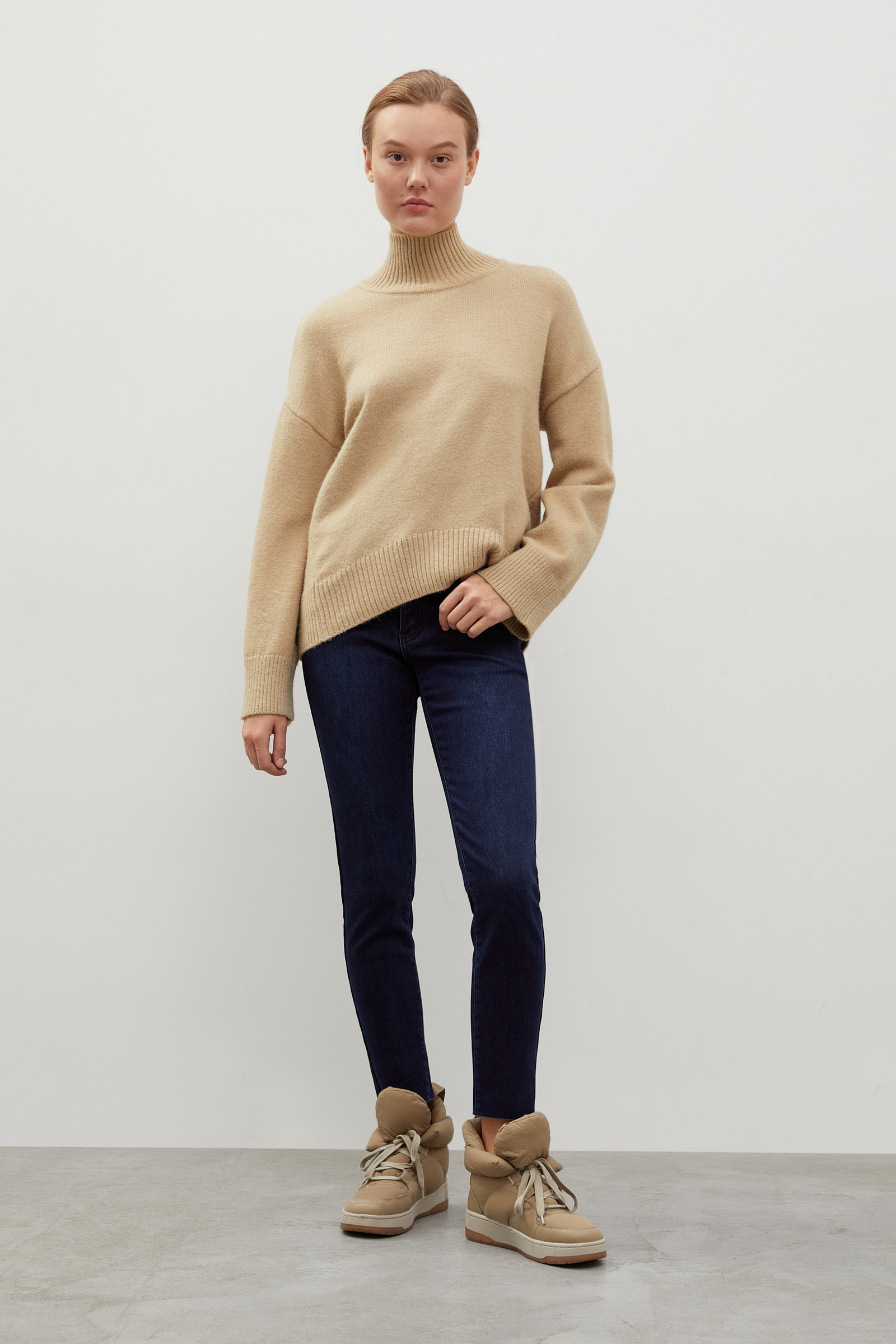 Джинсы skinny fit женские