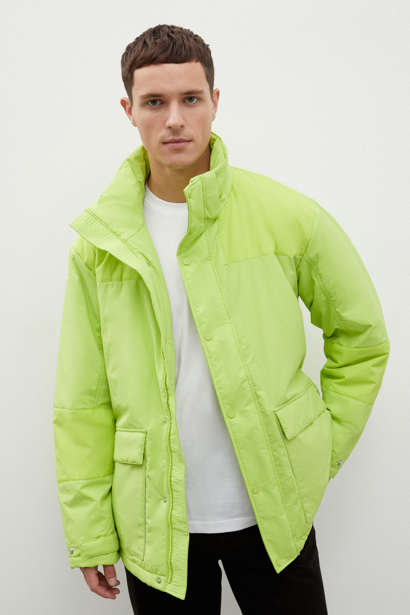 Мужская куртка FINN FLARE oversize с капюшоном, зеленый, арт. FWC21044