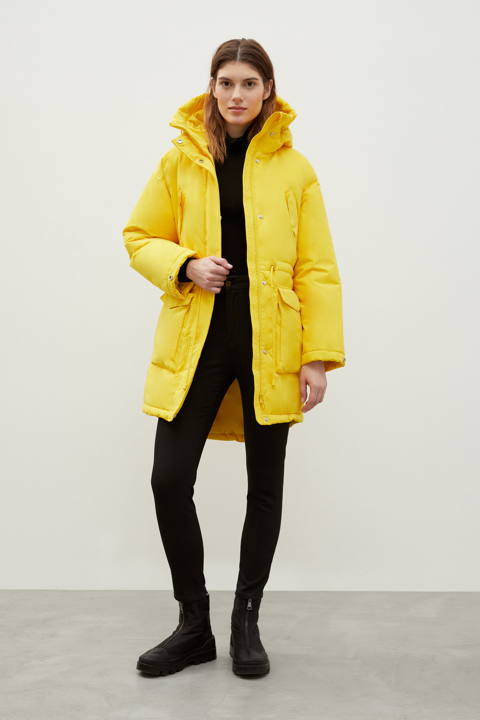 Утепленная парка с капюшоном