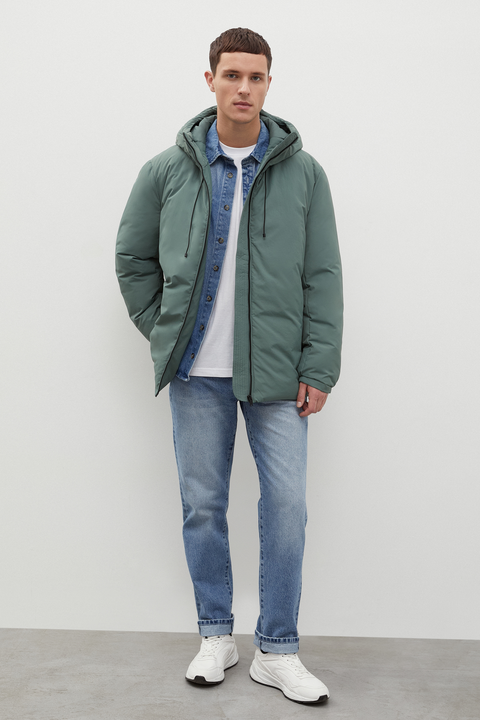 Утепленная куртка oversize с капюшоном
