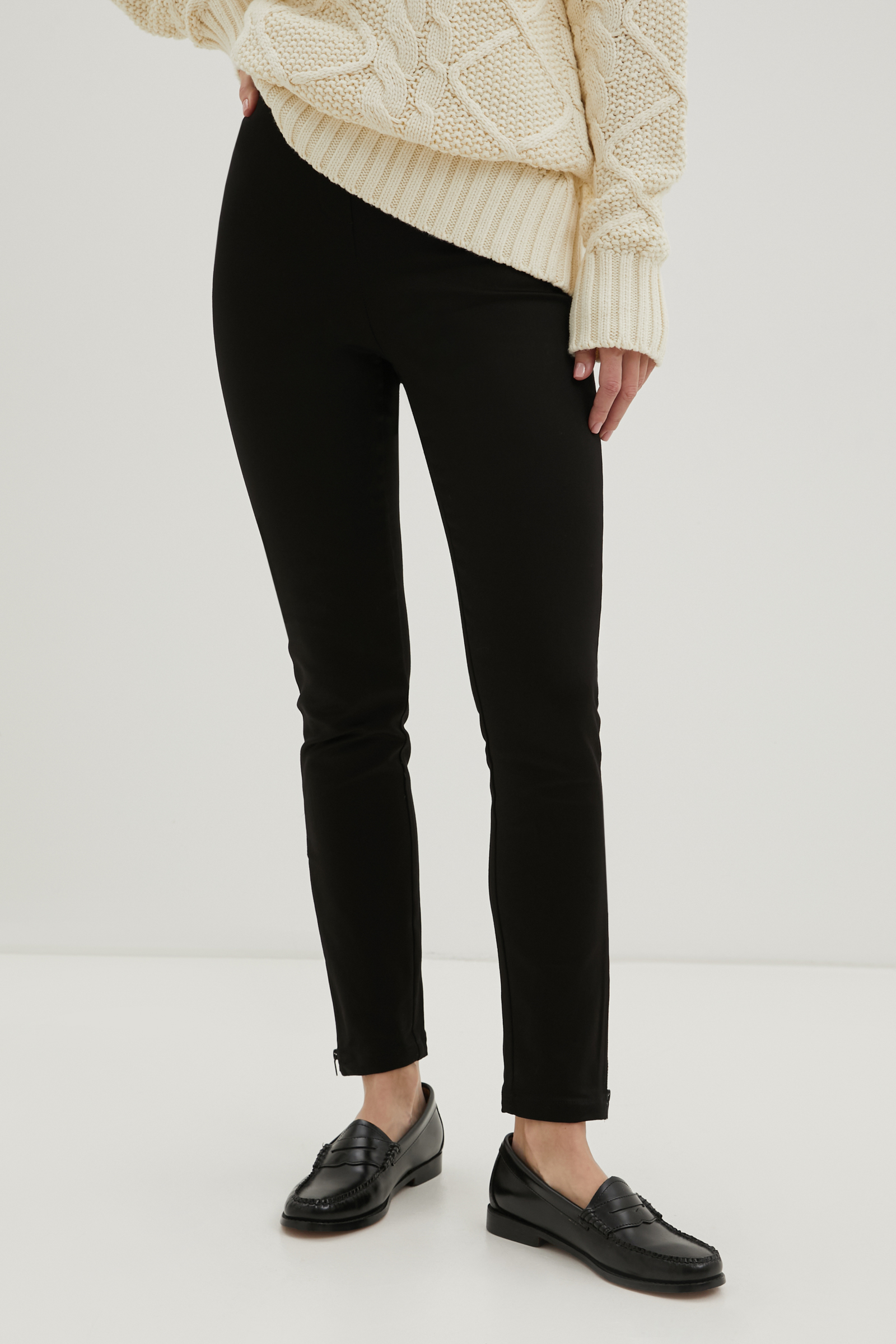 Брюки полуприлегающего силуэта на высокой посадке