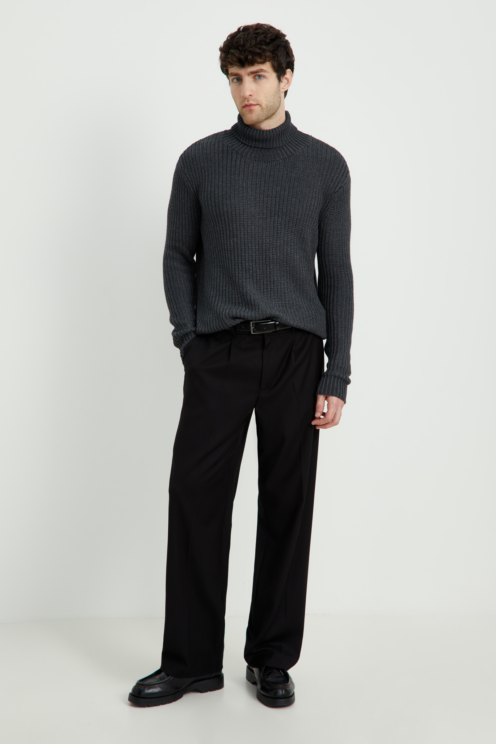 Джемпер свободного силуэта с шерстью