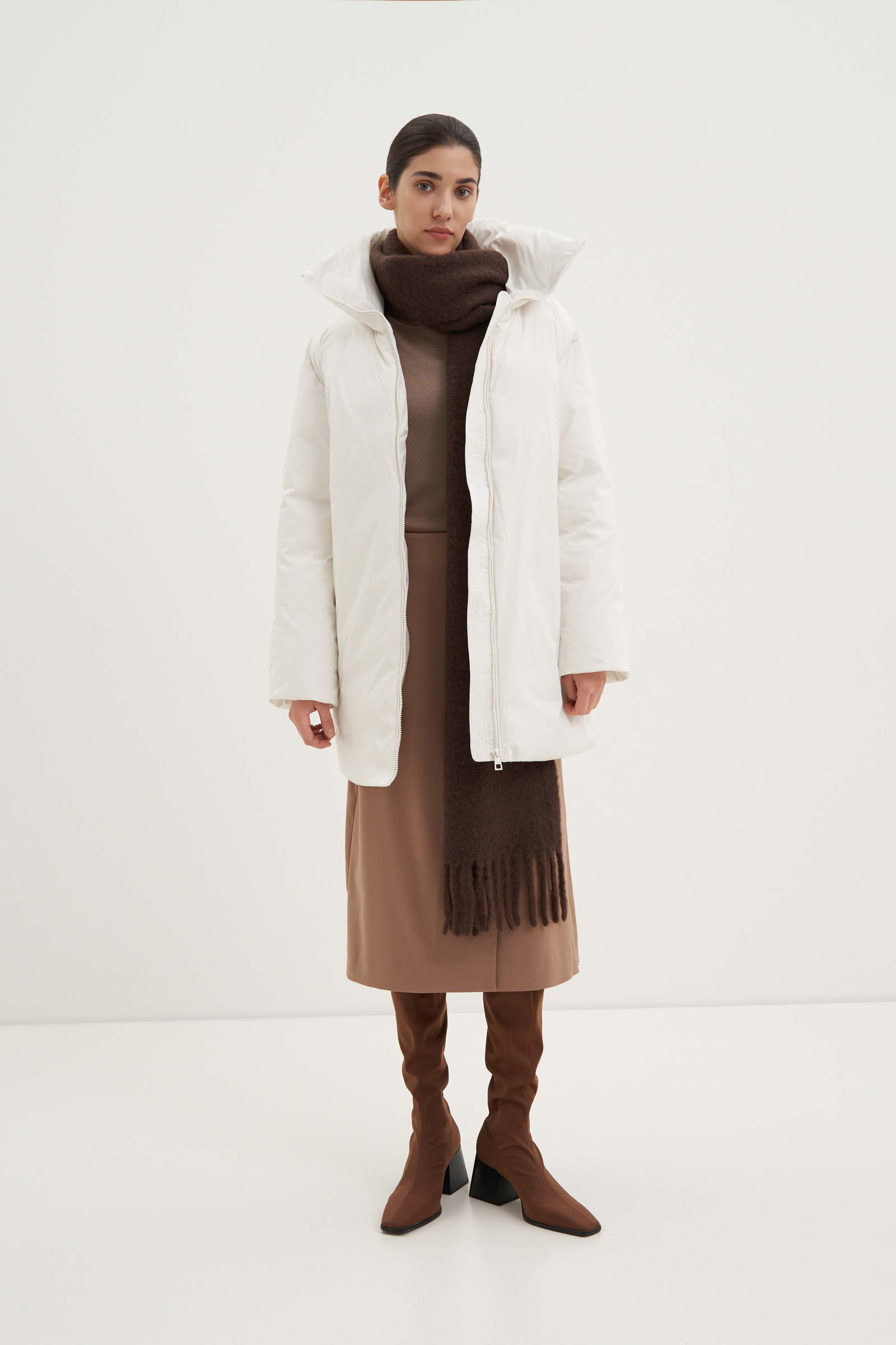 Полупальто с воротником-стойкой