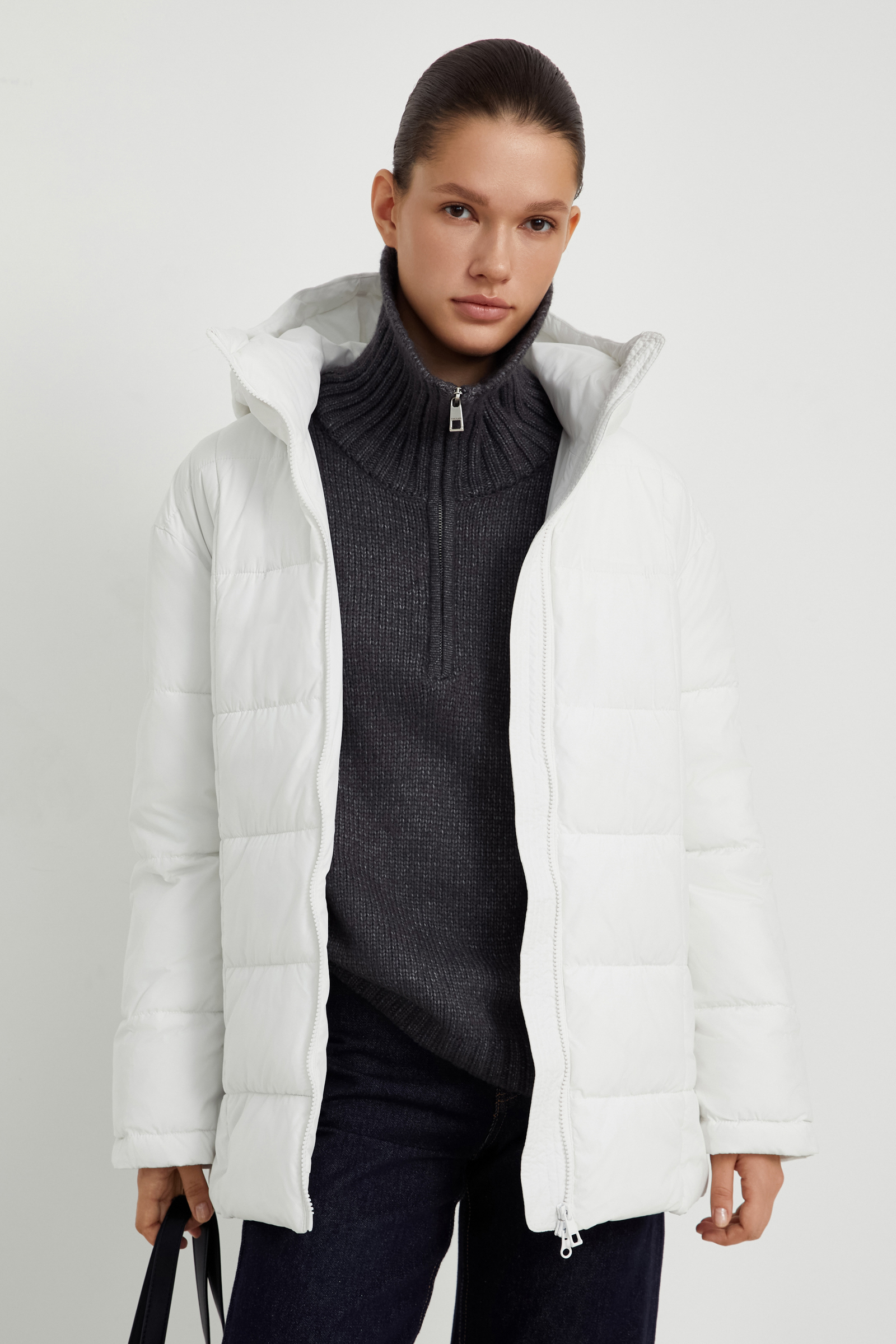 Утепленная куртка прямого силуэта