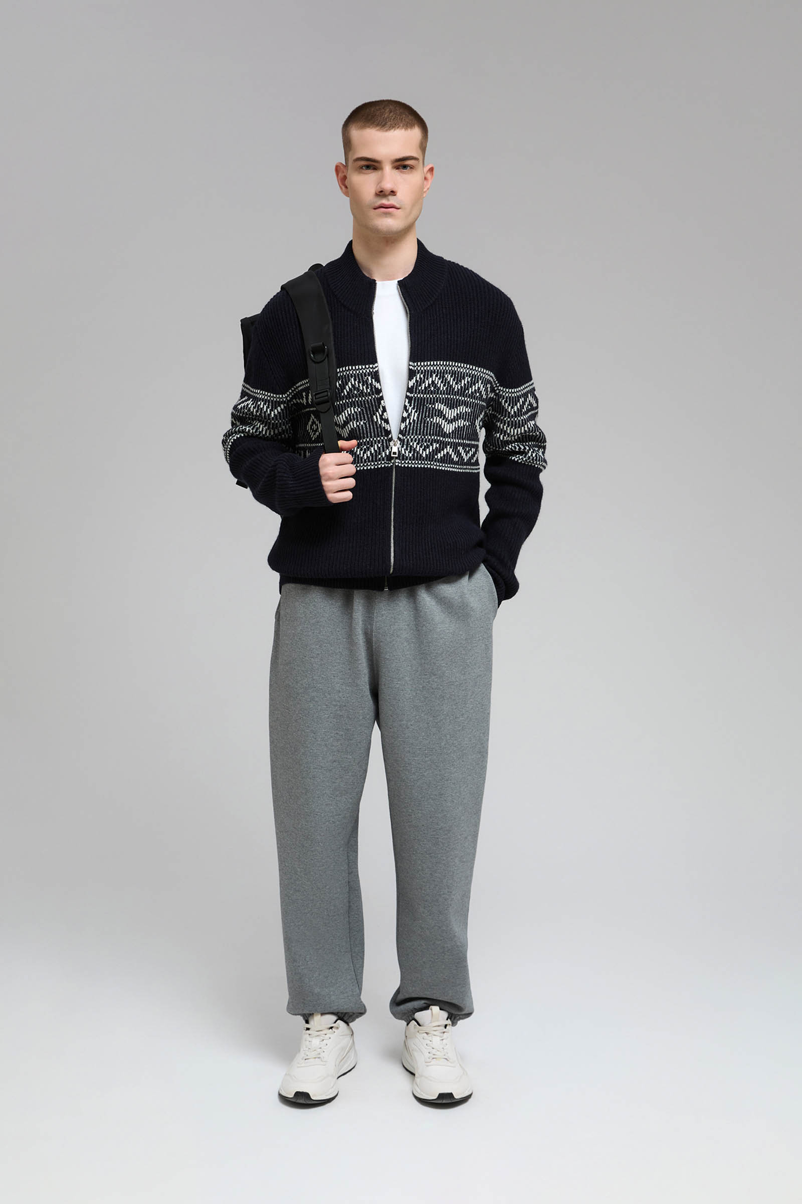 Кардиган на молнии с шерстью 4990₽