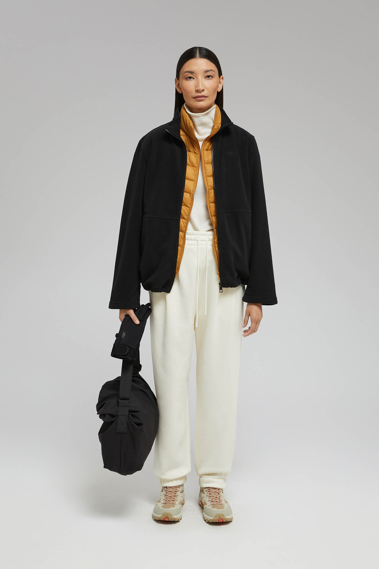 Толстовка оверсайз на молнии 7999₽