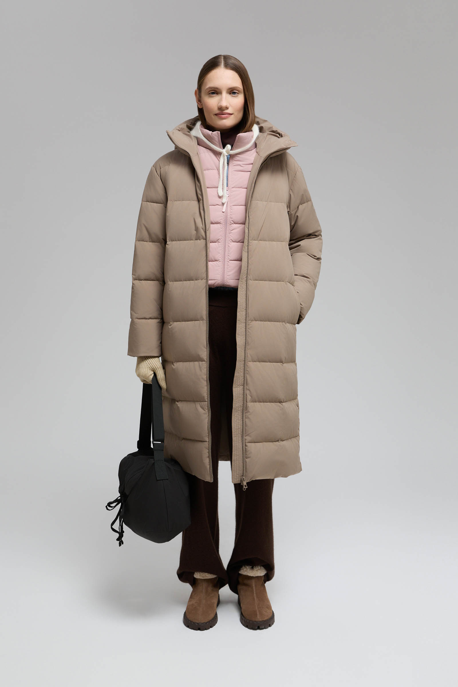 Длинный пуховик Finn Flare, бежевый, арт. FWF11088