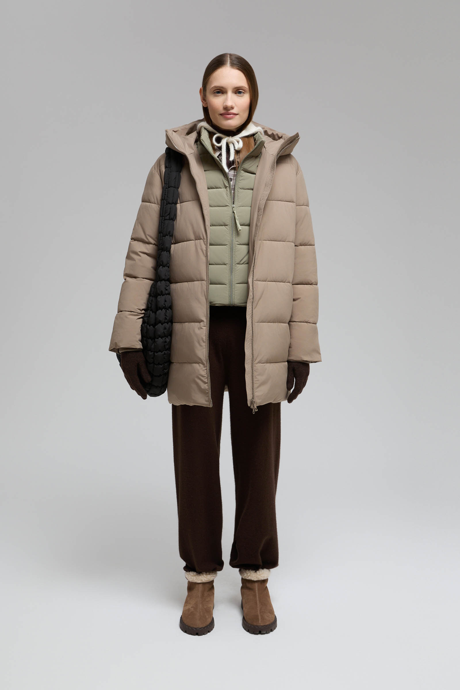 Утепленное полупальто с капюшоном Finn Flare, бежевый, арт. FWF11091