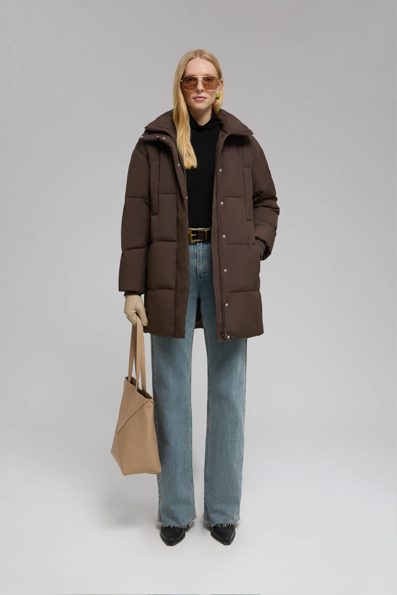 Удлиненный пуховик Finn Flare, коричневый, арт. FWF11012