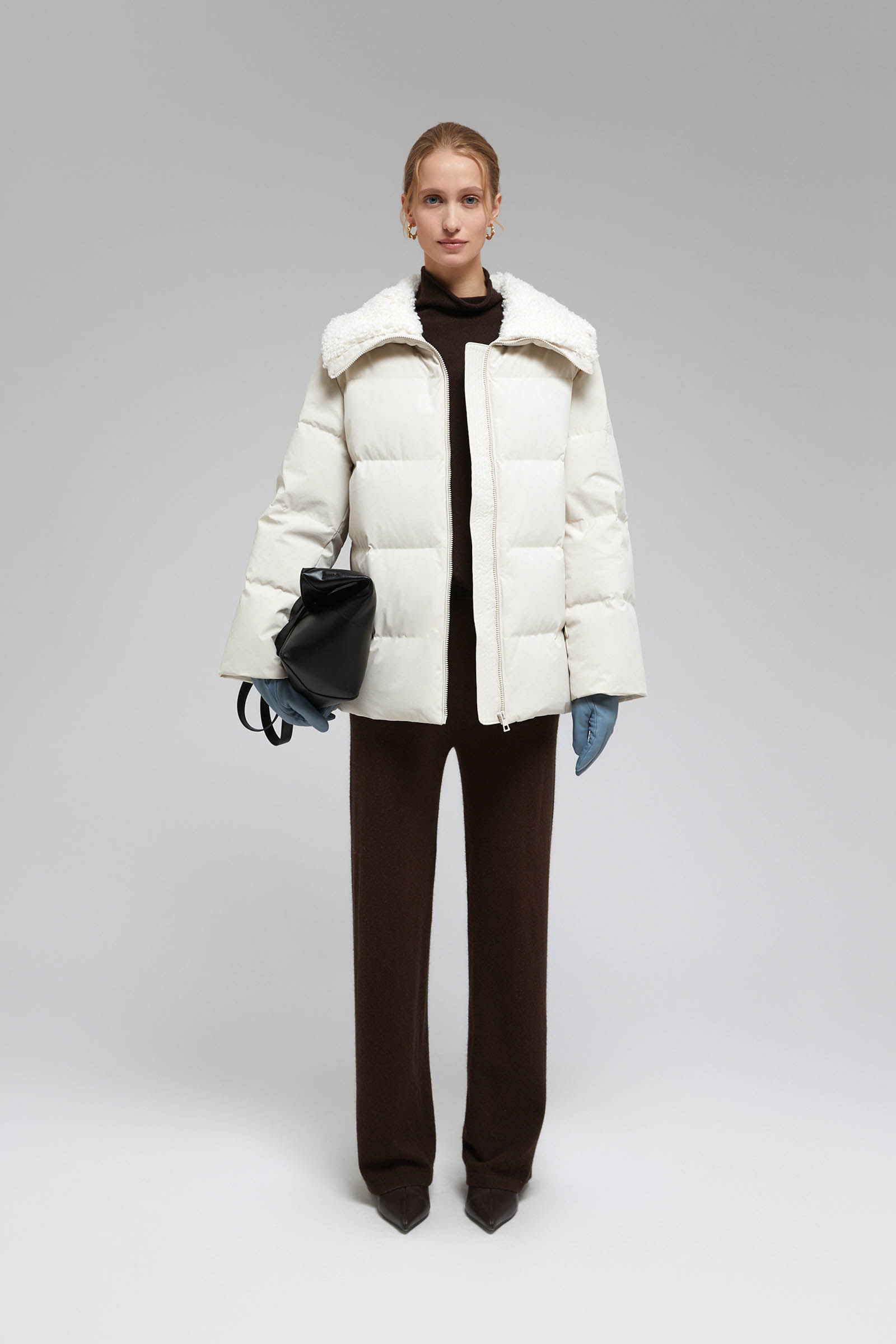 

Пуховик с натуральным пухом и меховым воротником, 733 oat, Пуховик с натуральным пухом и меховым воротником