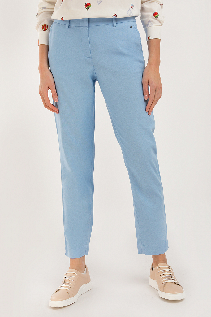 брюки женские Finn-Flare голубого цвета