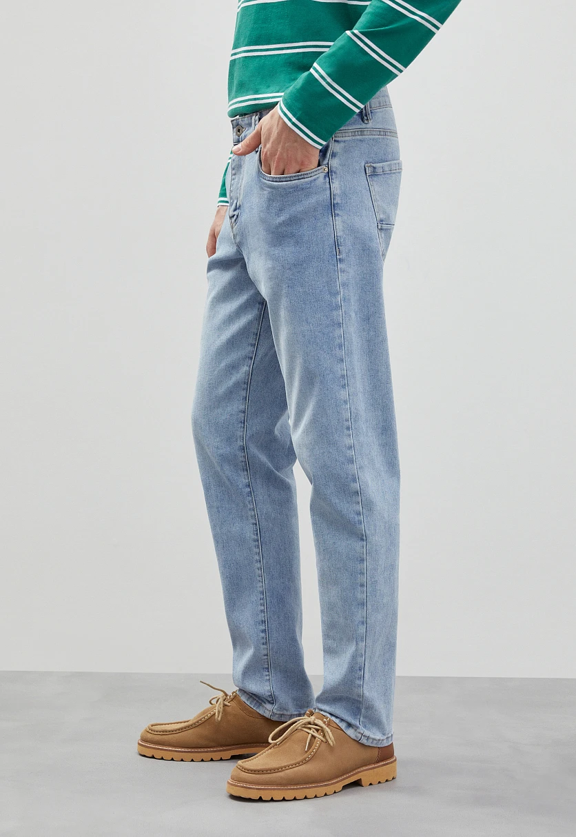 Джинсы tapered fit мужские, Модель B21-25009, Фото №3