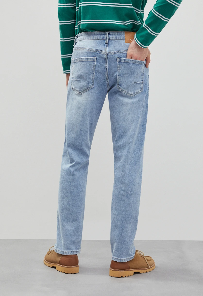 Джинсы tapered fit мужские, Модель B21-25009, Фото №4