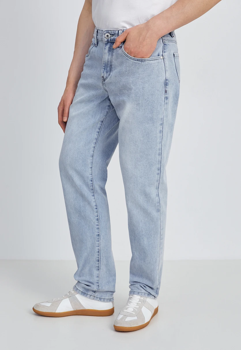 Джинсы tapered fit мужские, Модель B21-25009, Фото №4