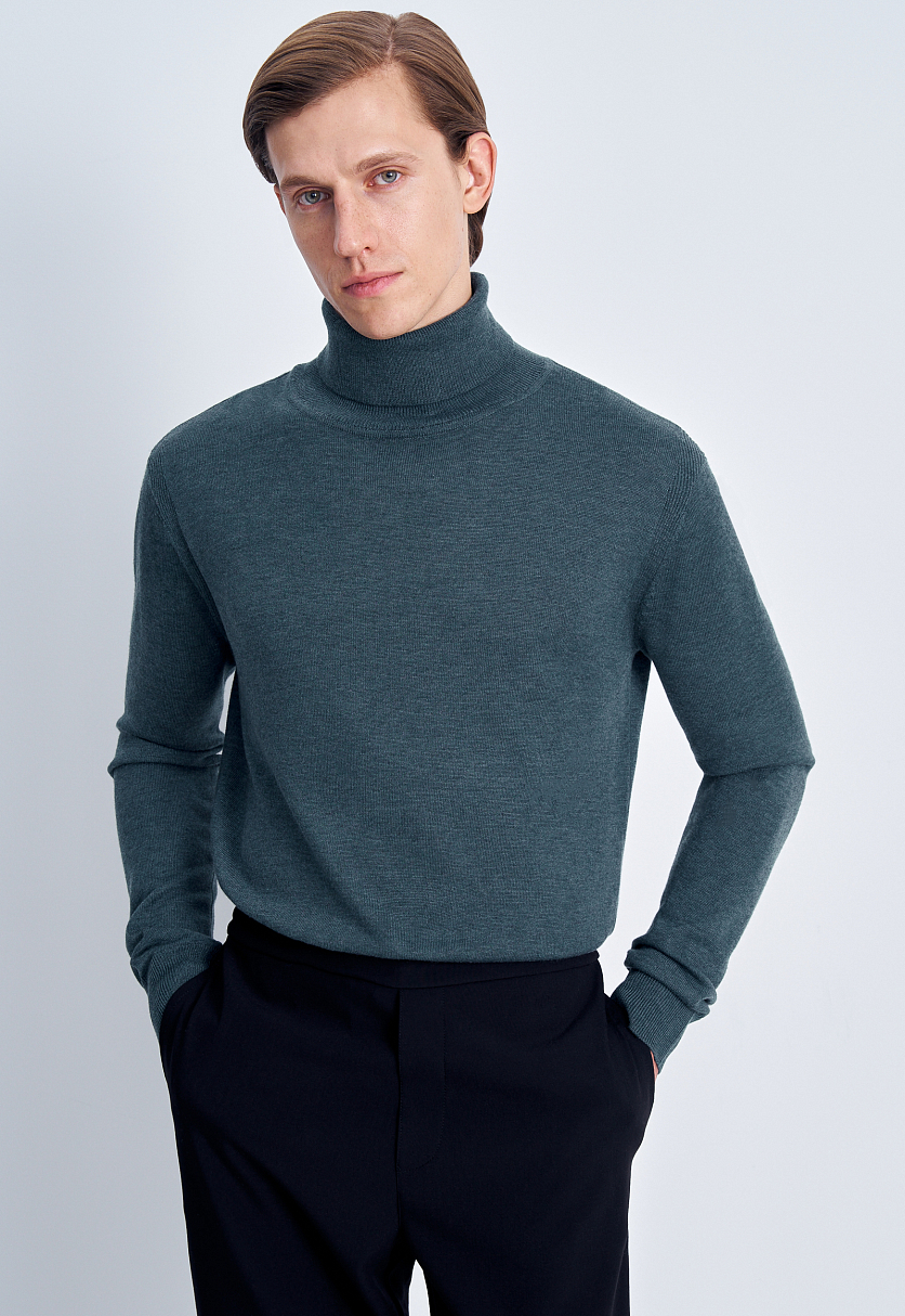 Водолазка прямого силуэта Водолазка прямого силуэта