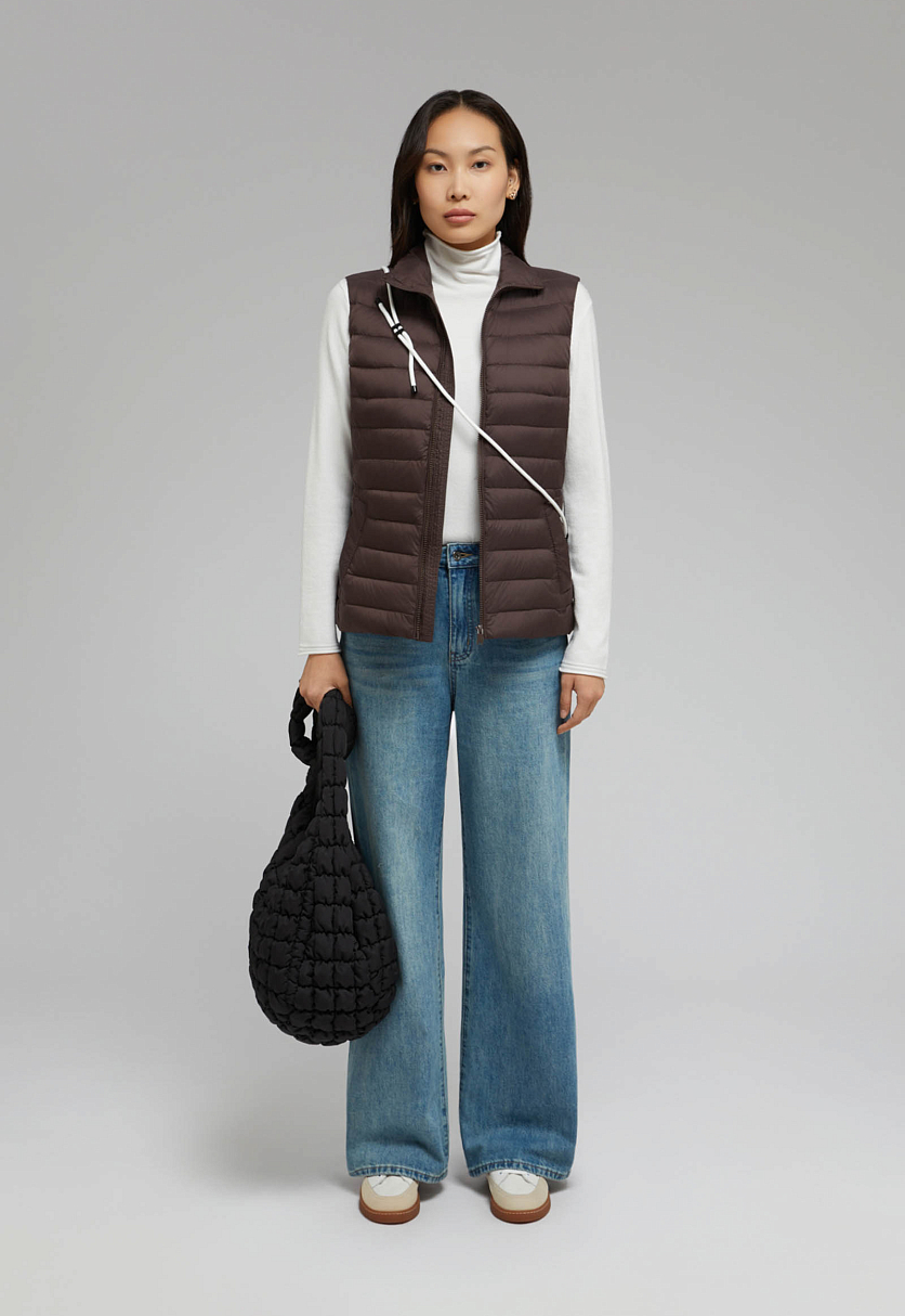 Стеганый пуховый жилет