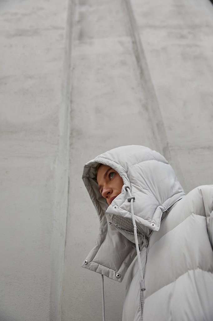 Пуховое женское пальто свободного кроя, Модель FAB110183, Фото №1