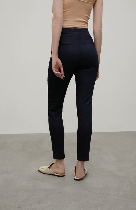 Купить женские брюки в интернет-магазине FiNN FLARE - цены, фото ...