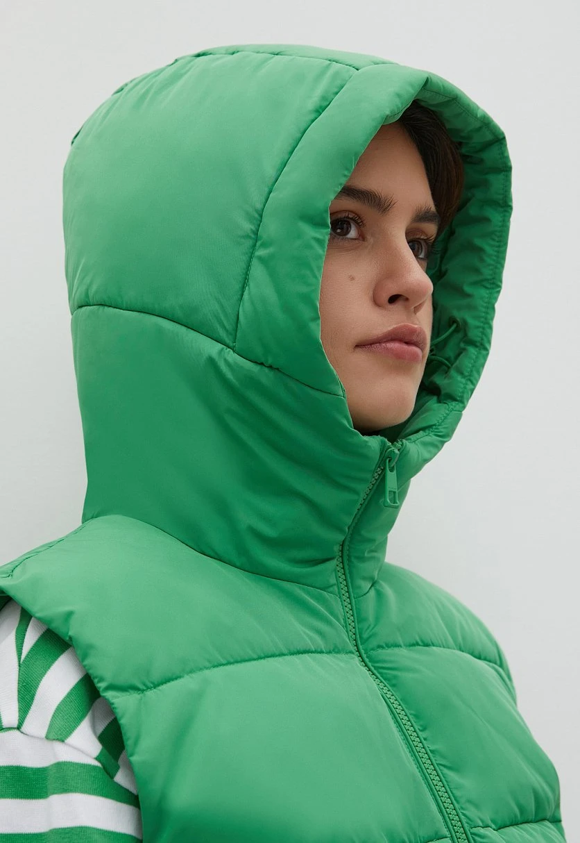 Утепленный жилет с капюшоном, Модель FAC13011, Фото №8