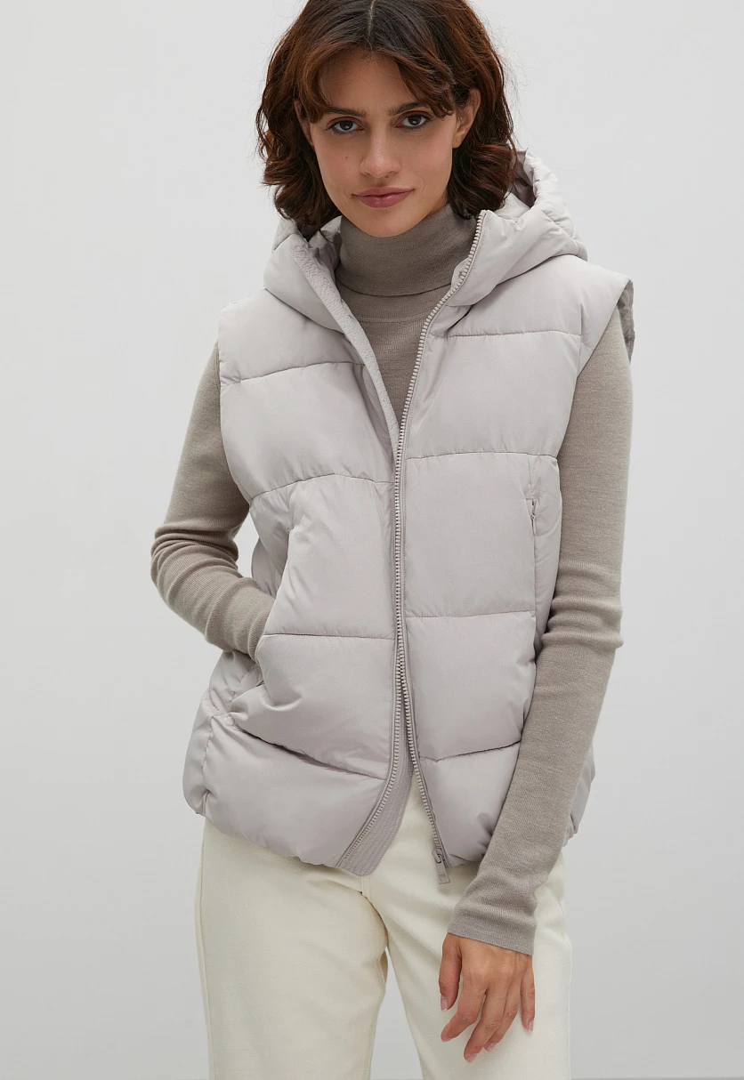 Утепленный жилет с капюшоном, Модель FAC13011, Фото №1