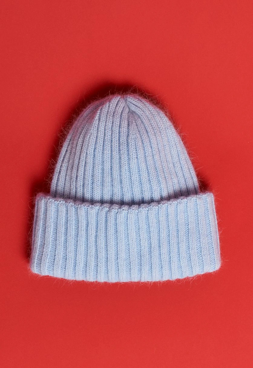 Шапка из овечьей и ангорской шерсти, Модель FAE111107, Фото №5