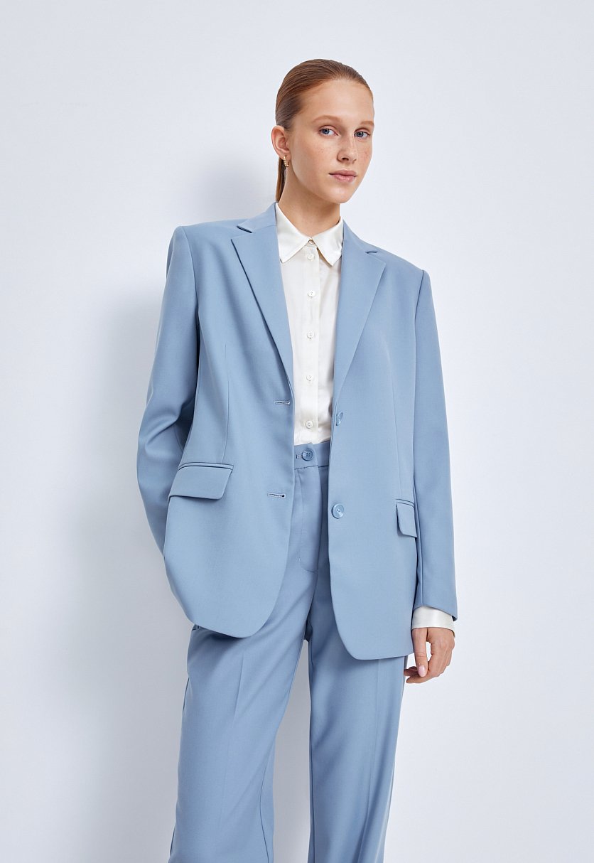 Однобортный жакет полуприлегающего силуэта Однобортный жакет полуприлегающего силуэта