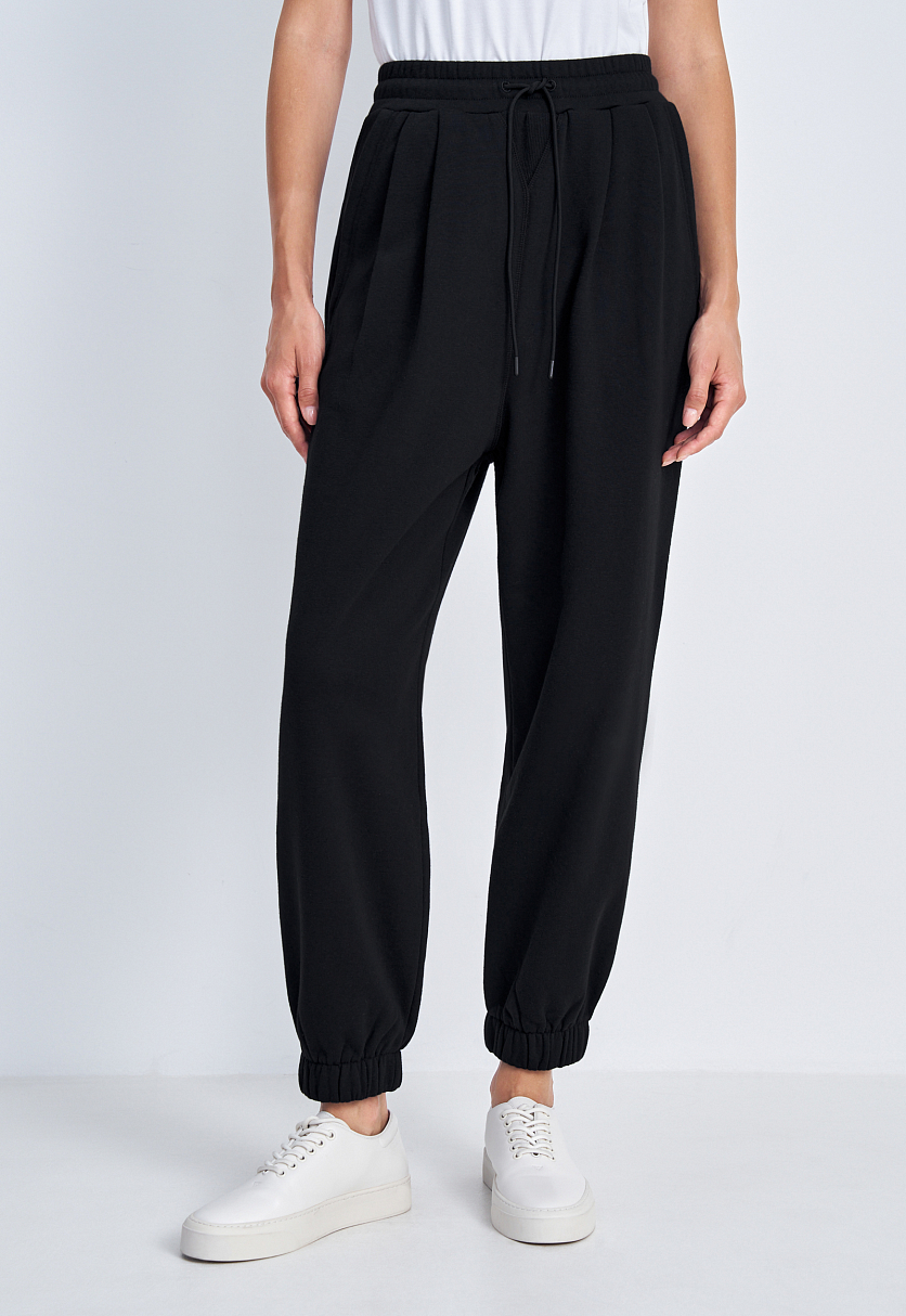 Спортивные брюки с эластичным поясом