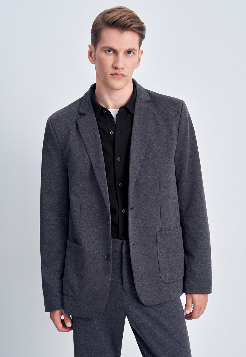 Пиджак прямого кроя Пиджак прямого кроя