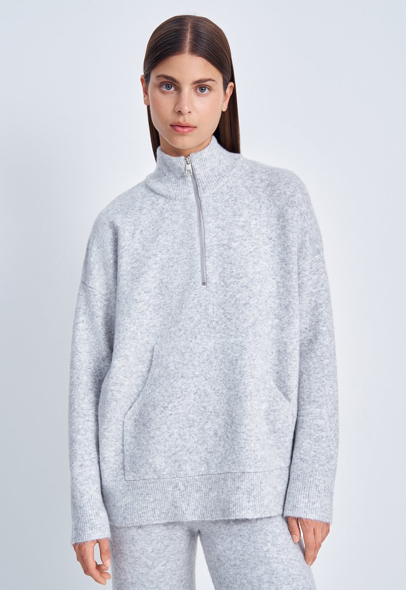 Джемпер на молнии с карманами